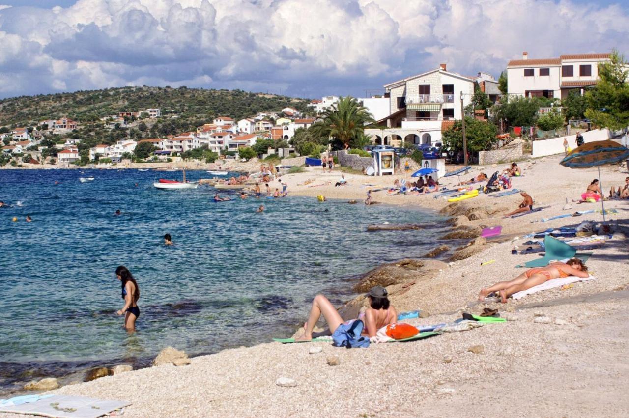 Apartments By The Sea Razanj, Rogoznica - 4253 Kültér fotó