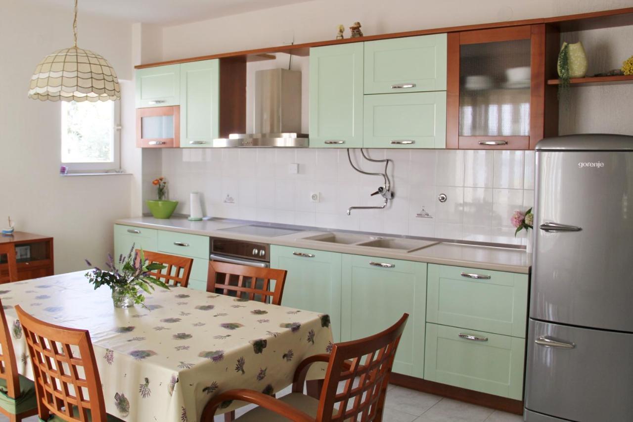 Apartments By The Sea Razanj, Rogoznica - 4253 Kültér fotó