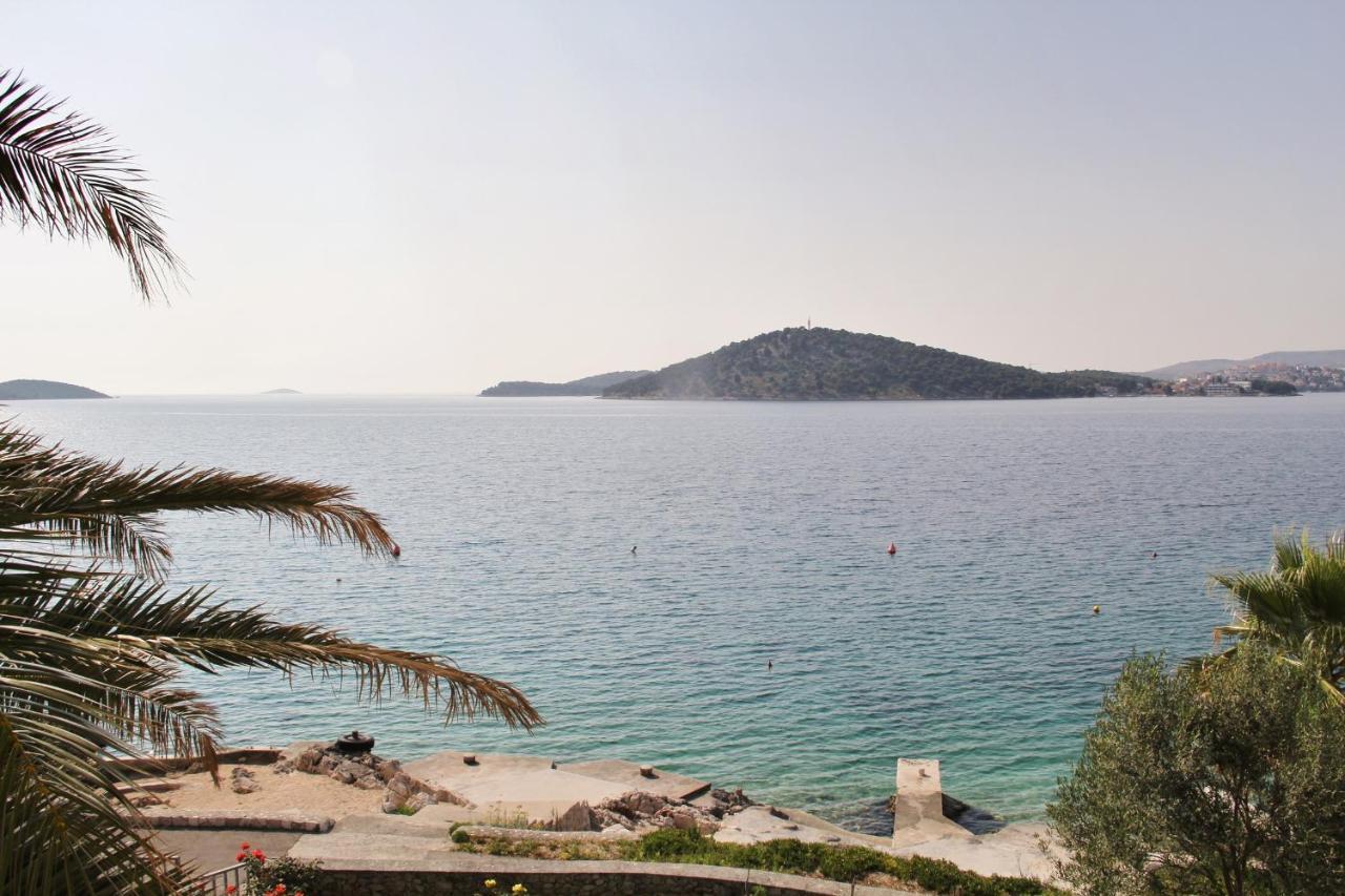 Apartments By The Sea Razanj, Rogoznica - 4253 Kültér fotó